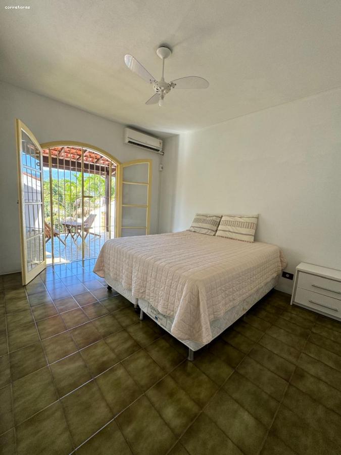 Casa, 3 quartos, 220 m² - Foto 8